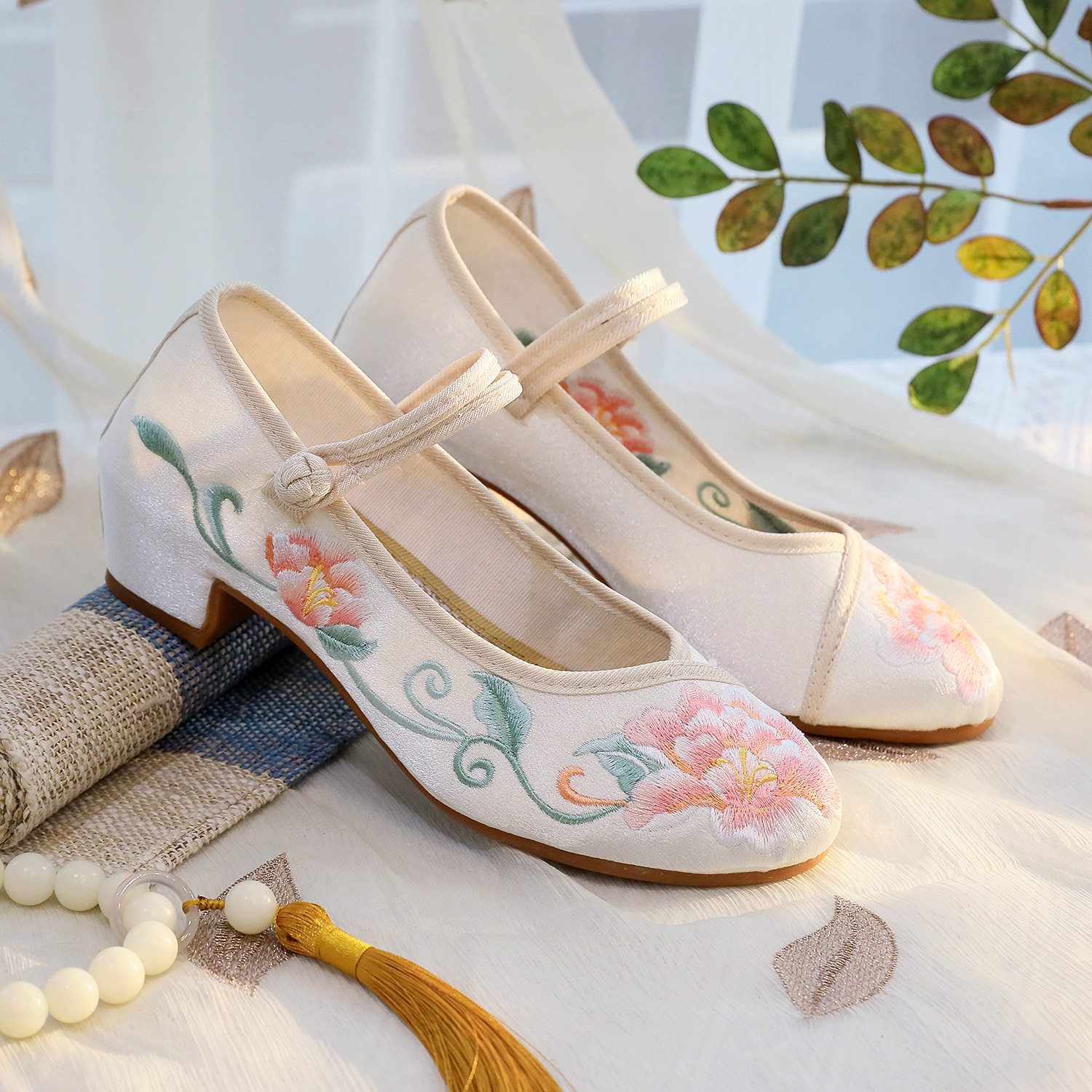 Size 34-40 Block Heel Cheongsa - Ethnic Style review and price