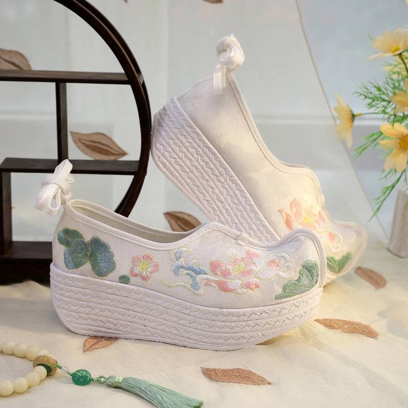 2026 Women's White Lotus Embro - Ethnic Style review and price